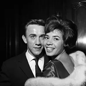 Singer Shirley Bassey with her fiance Kenneth Hume. 26th May 1961