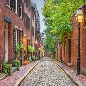 Acorn Street in Boston, Massachusetts, USA