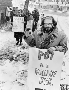 ALLEN GINSBERG (1926-1997). American author and poet ALLEN GINSBERG (1926-1997). American author and poet