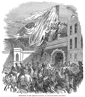 Crash of Margaret Grahams hot air balloon at Arlington Street in Piccadilly, London Crash of Margaret Grahams hot air balloon at Arlington Street in Piccadilly, London