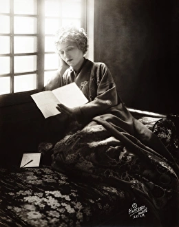 MARY PICKFORD (1893-1979). Born Gladys Mary Smith. American actress. Photograph, c1918 MARY PICKFORD (1893-1979). Born Gladys Mary Smith. American actress. Photograph, c1918