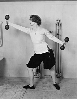 <b class=qtipBold><figcaption>Silent Still: Exercise</figcaption></b><br>Silent Still: Exercise.<br><em>© none</em> Silent Still: Exercise