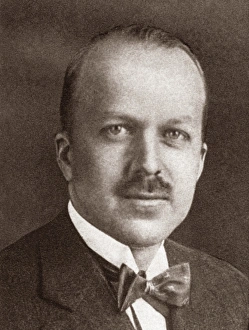 WALTER SHERMAN GIFFORD (1885-1966). President of the AT&T Corporation WALTER SHERMAN GIFFORD (1885-1966). President of the AT&T Corporation