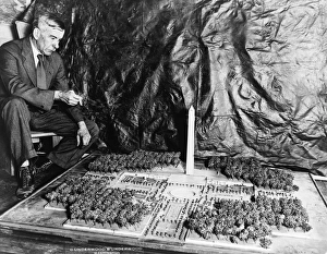 WILLIAM PARTRIDGE (1866-1955). American architect. Kneeling next to a model of Monument WILLIAM PARTRIDGE (1866-1955). American architect. Kneeling next to a model of Monument