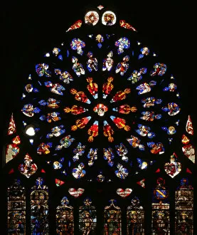 Window depicting angelic musicians (stained glass)